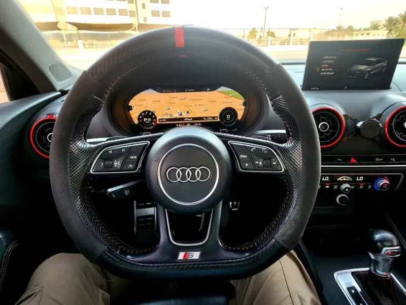 2017 اودي اس ٣ in Dubai