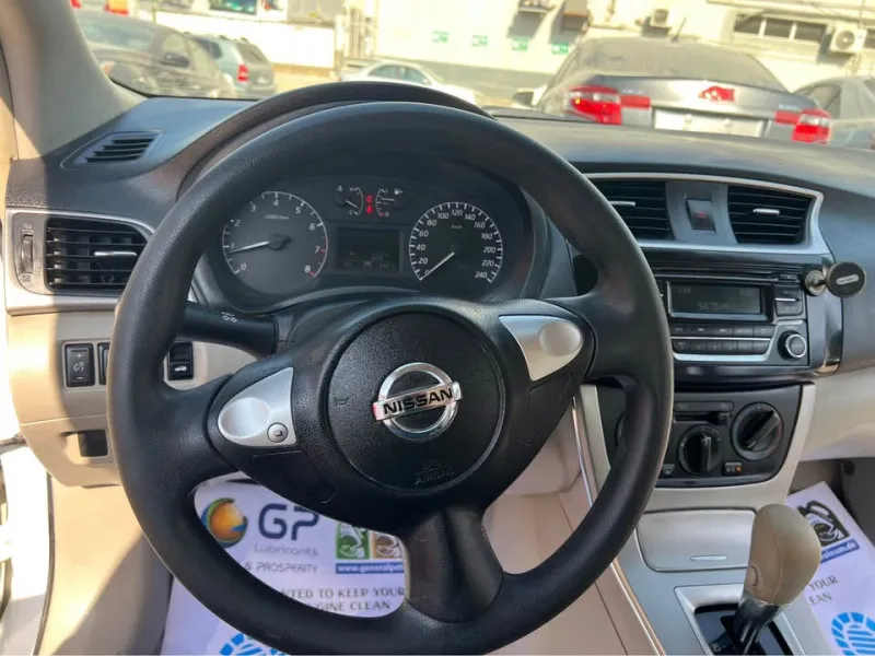 2021 Nissan Sentra in Dubai