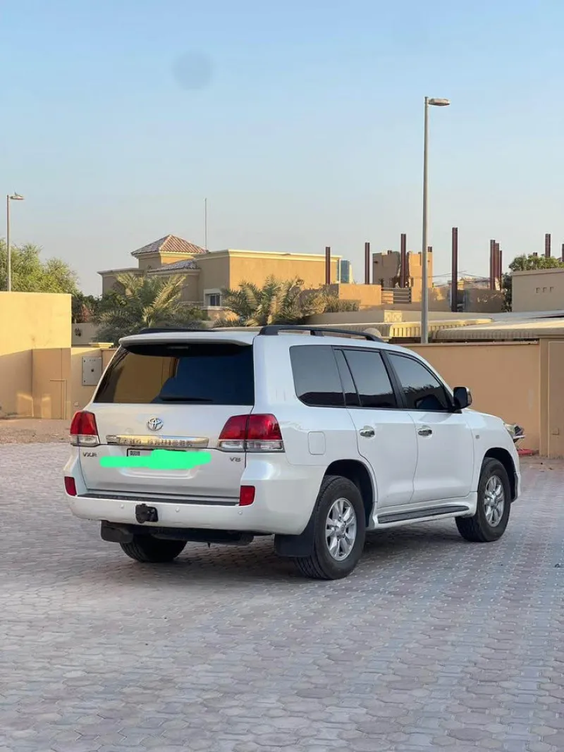 2008 تويوتا لاند كروزر in Dubai