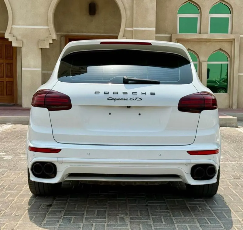 2016 Porsche Cayenne in Dubai