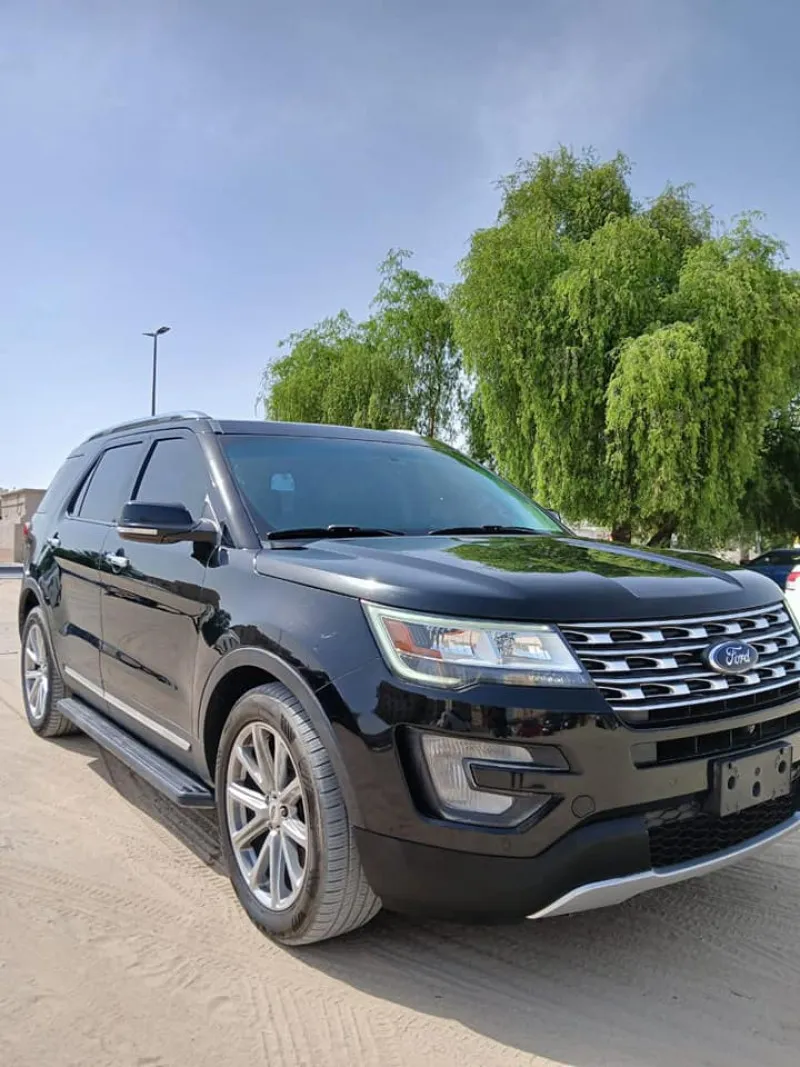 2017 Ford Explorer in Dubai