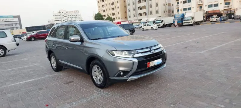 2017 ميتسوبيشي أوتلاندر in Dubai