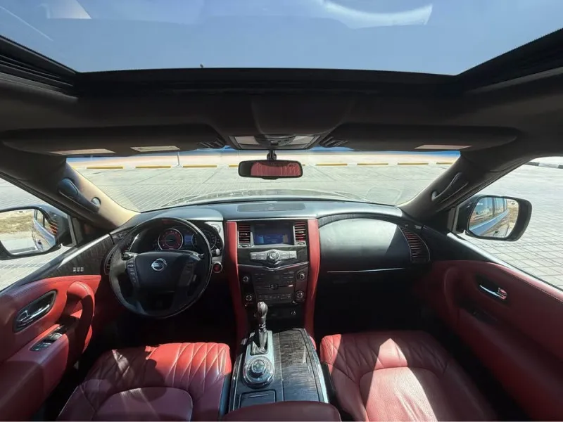 2015 نيسان باترول in Dubai