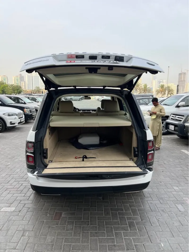 2014 لاند روفر رينج روفر in Dubai