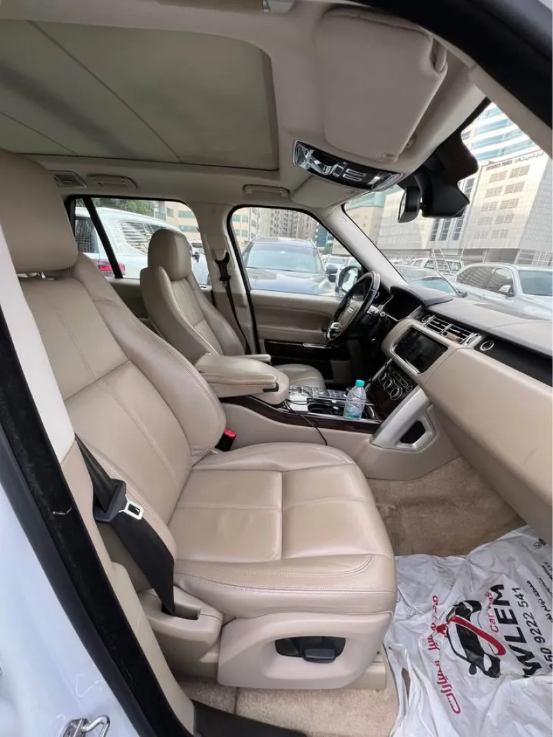 2014 لاند روفر رينج روفر in Dubai