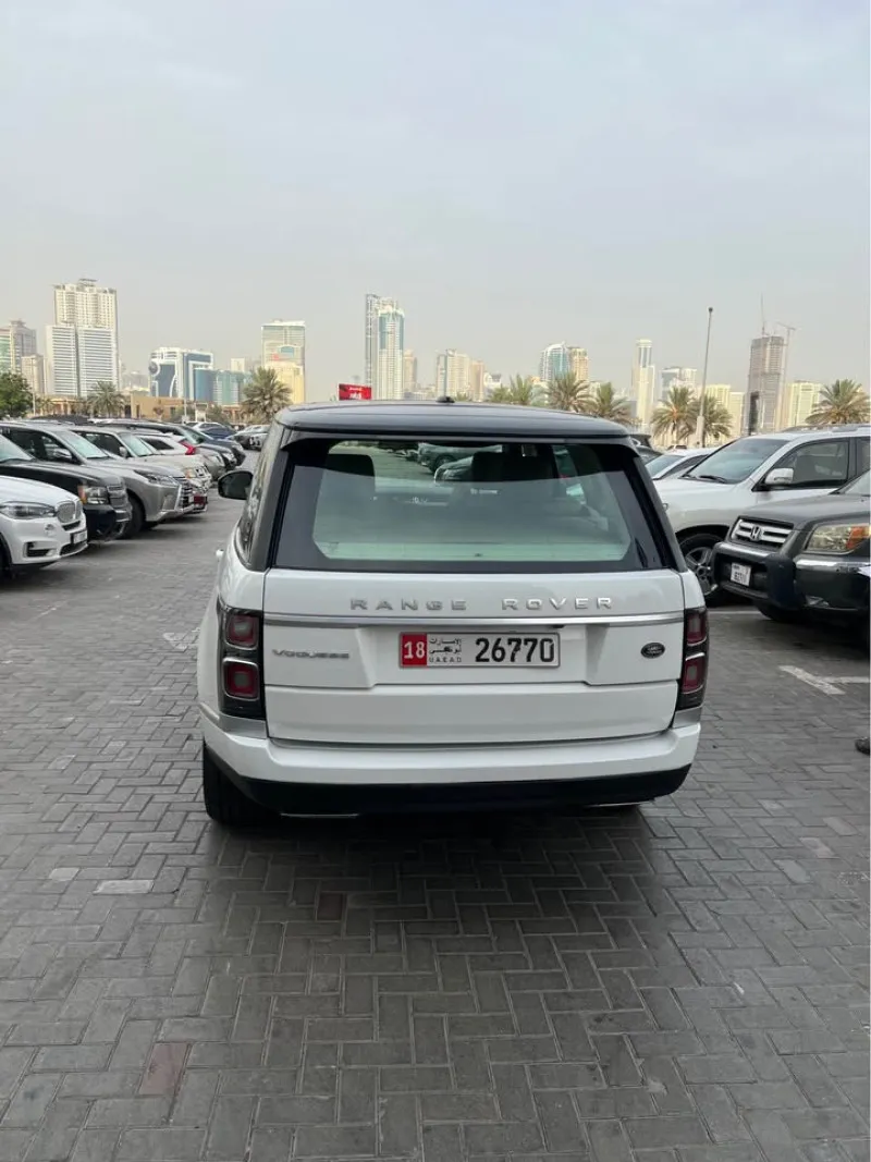 2014 لاند روفر رينج روفر in Dubai
