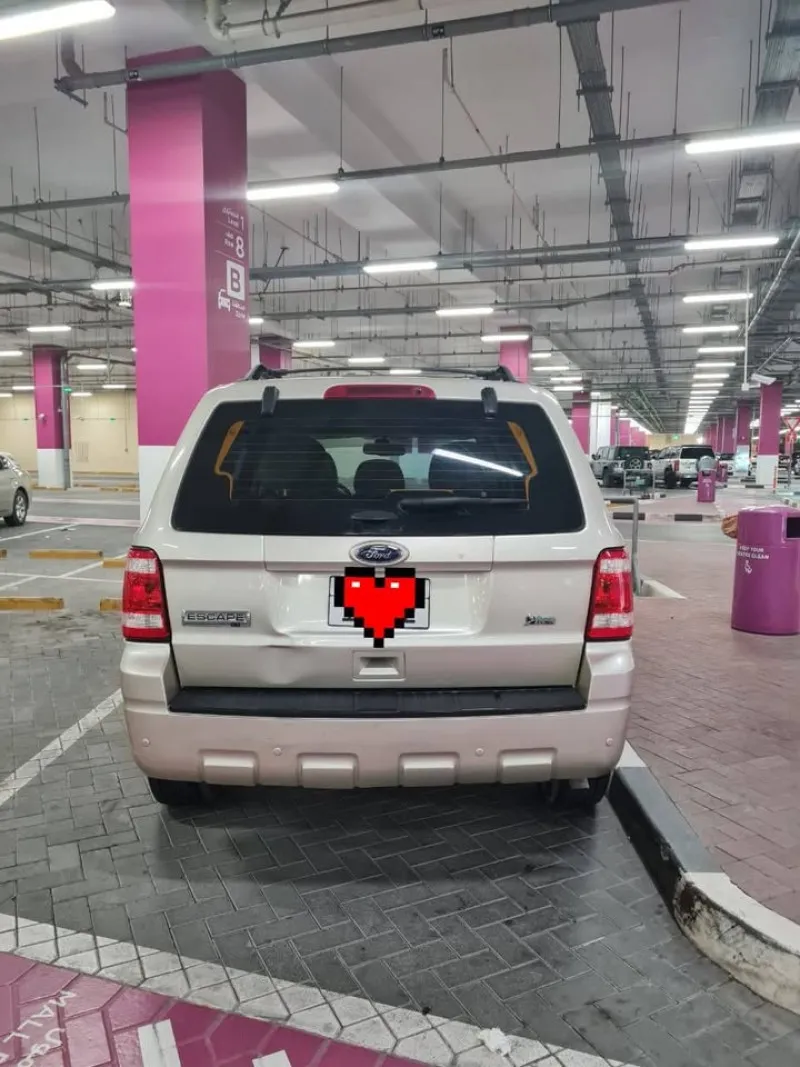 2011 Ford Escape in Dubai