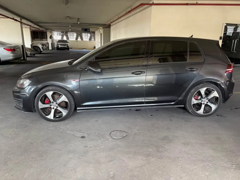 2015 Volkswagen Golf in Dubai