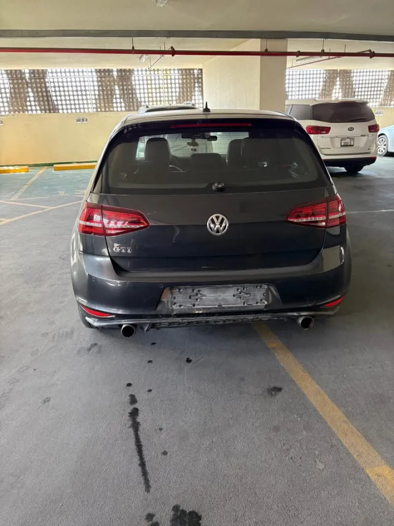 2015 Volkswagen Golf in Dubai