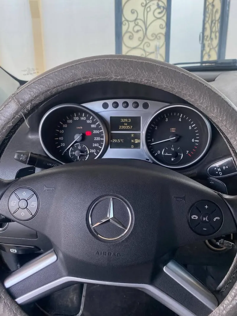 2010 Mercedes-Benz ML in Dubai