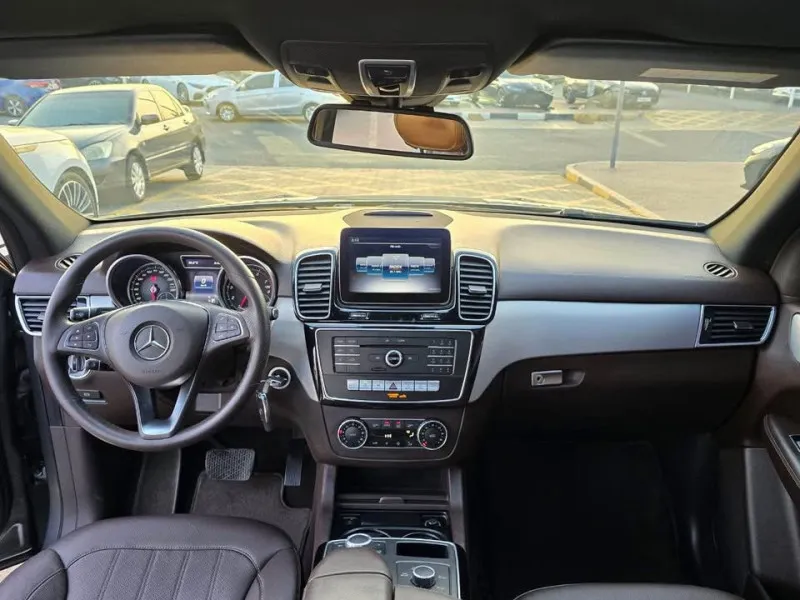 2017 Mercedes-Benz GLE in Dubai