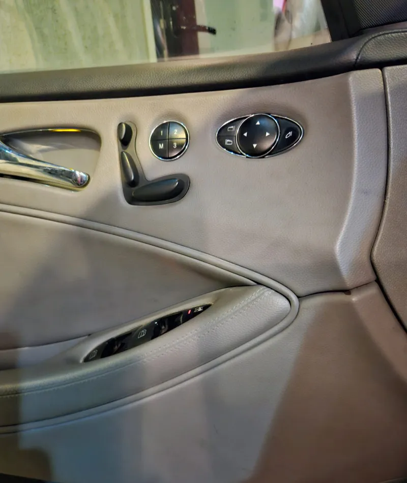 2008 Mercedes-Benz CLS in Dubai