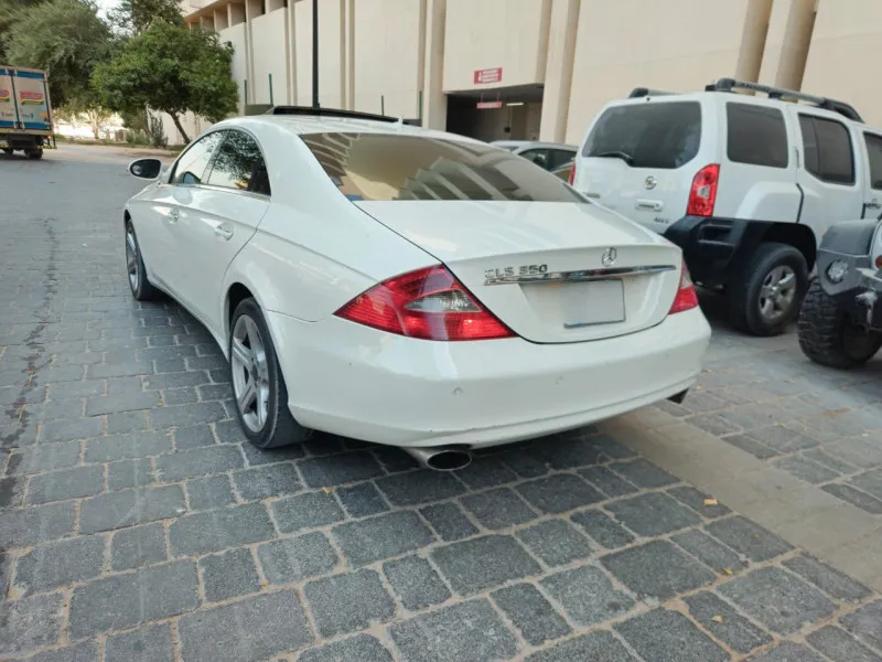 2008 Mercedes-Benz CLS in Dubai