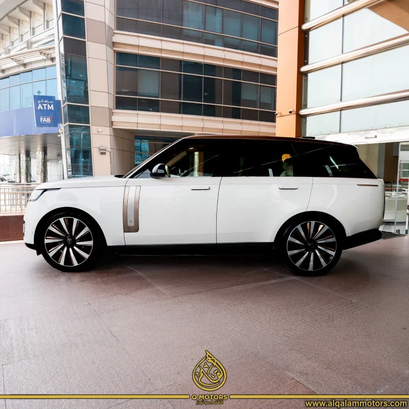 2023 Land Rover Range Rover in Dubai