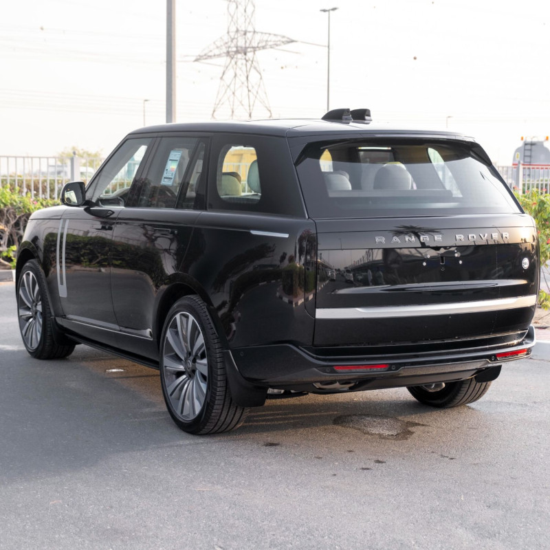 2023 Land Rover Range Rover in dubai