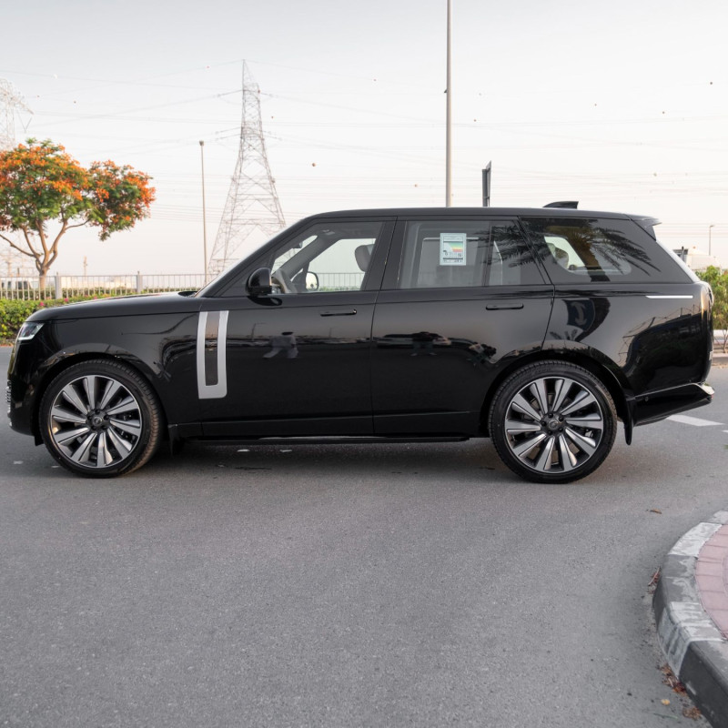 2023 Land Rover Range Rover in dubai