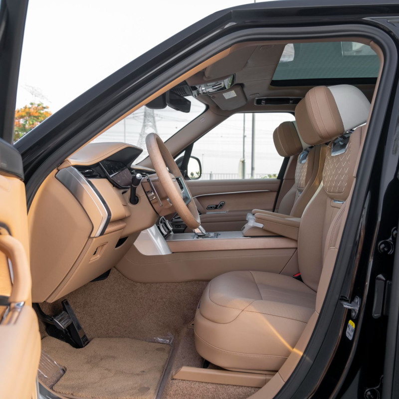 2023 Land Rover Range Rover in dubai