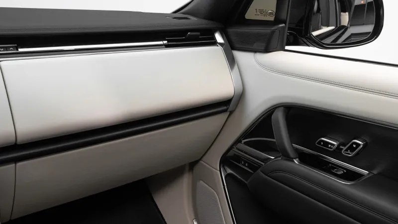 2024 Land Rover Range Rover in Dubai