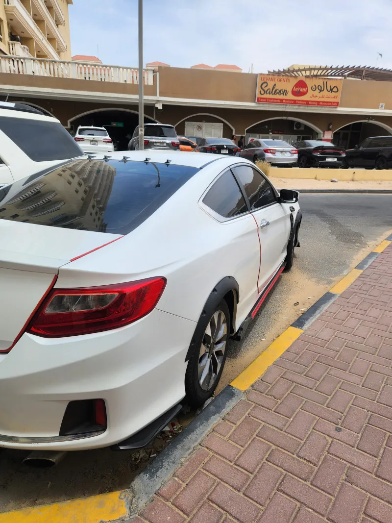 2014 هوندا أكورد in Dubai