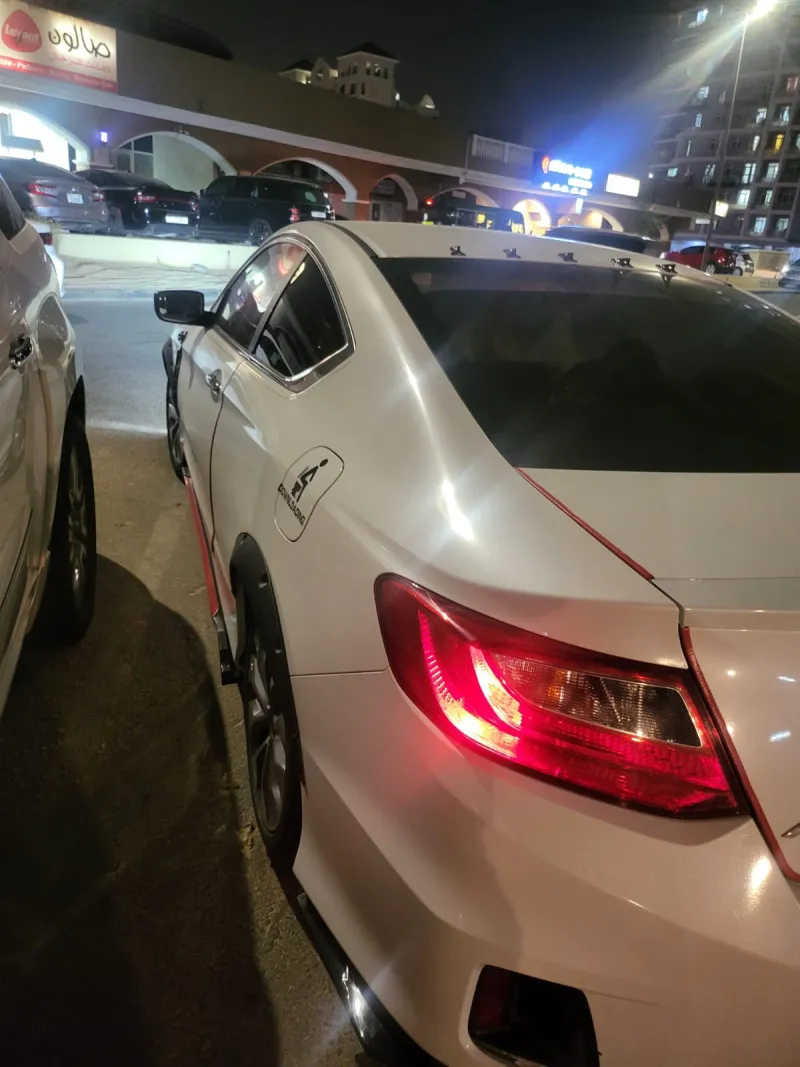 2014 هوندا أكورد in Dubai