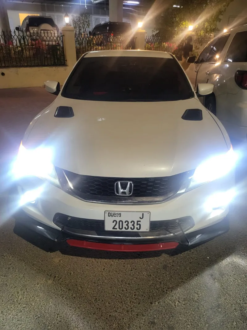 2014 هوندا أكورد in Dubai