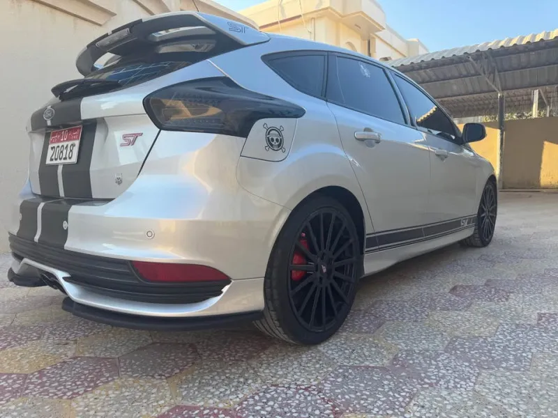 2015 Ford Focus in Dubai