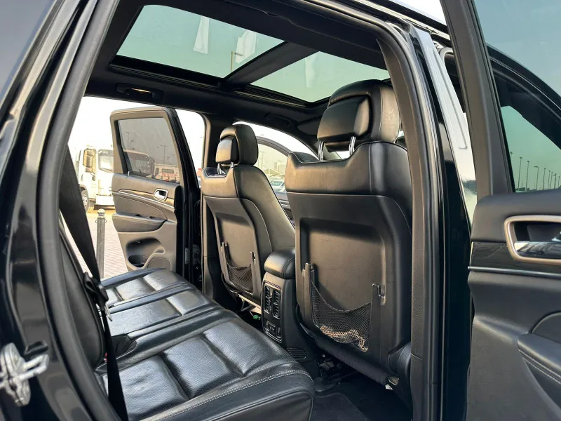 2014 Jeep Grand Cherokee in Dubai