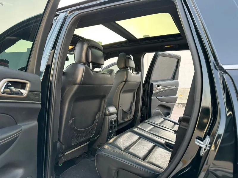 2014 Jeep Grand Cherokee in Dubai