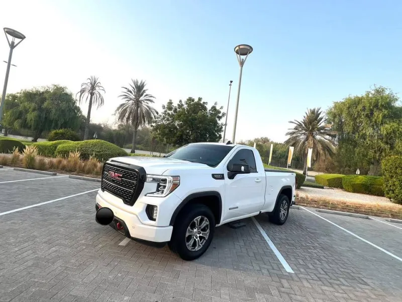 2021 جي أم سي سييرا in Dubai