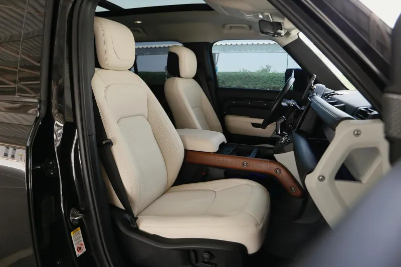 2020 Land Rover Defender in Dubai