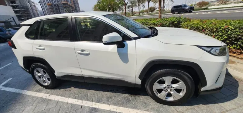 2021 تويوتا راف ٤ in Dubai
