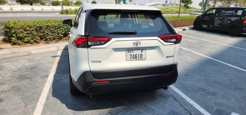 2021 تويوتا راف ٤ in Dubai