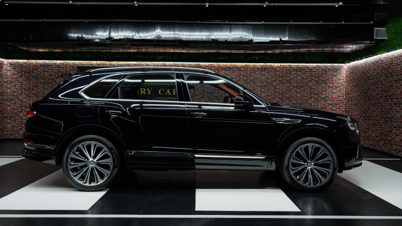 2023 Bentley Bentayga in dubai