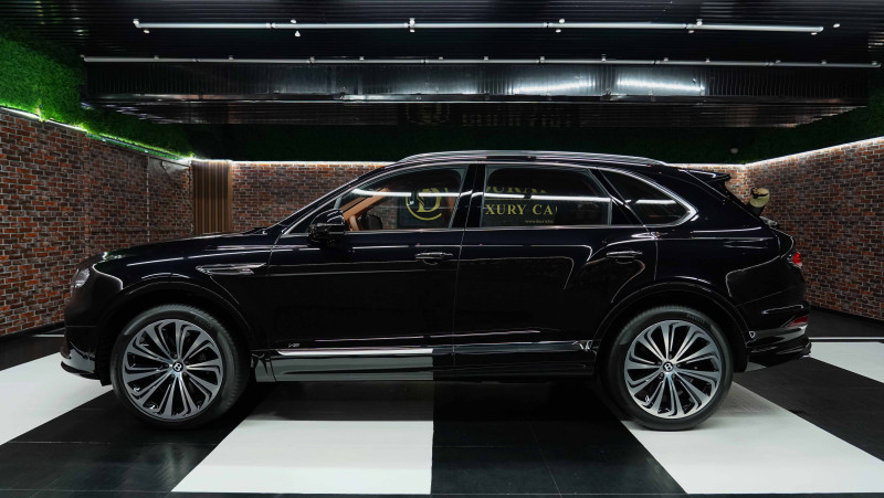 2023 Bentley Bentayga in dubai
