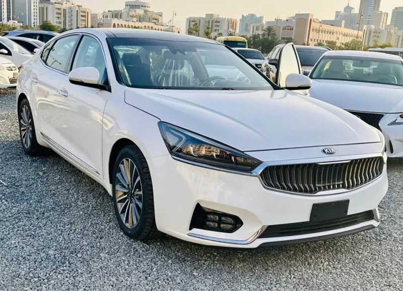 2017 Kia Cadenza in Dubai