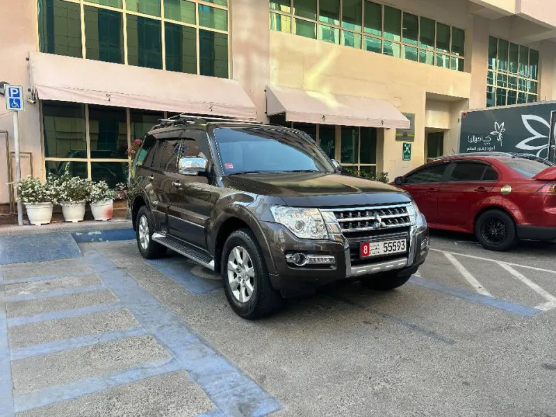 2017 Mitsubishi Pajero in Dubai