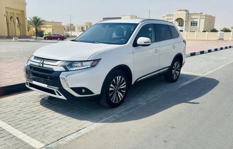 2020 Mitsubishi Outlander in Dubai
