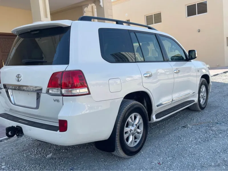 2011 Toyota Land Cruiser in Dubai