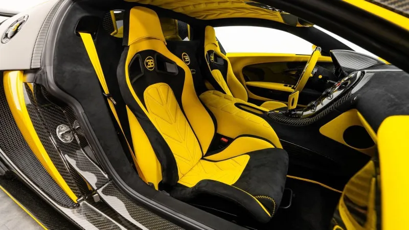 2008 Bugatti Veyron in Dubai