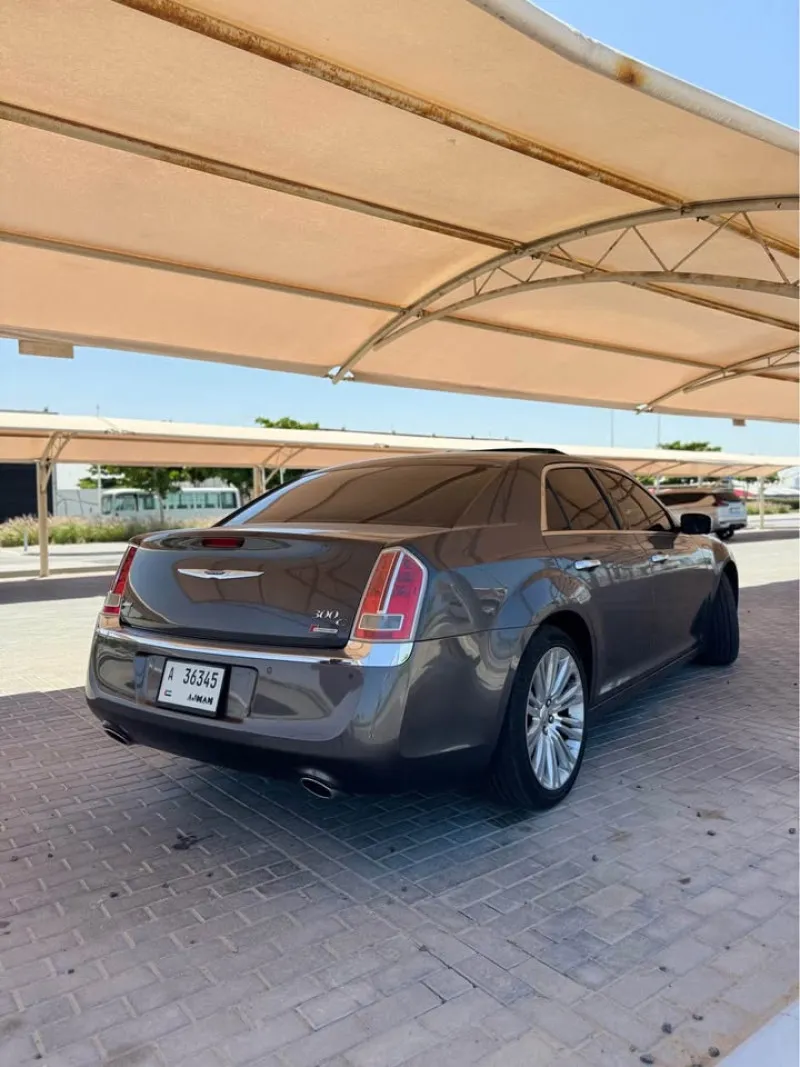 2013 Chrysler 300 in Dubai