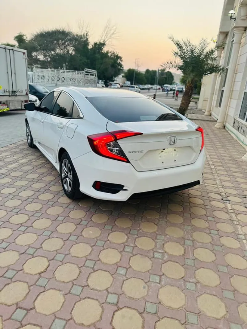 2017 هوندا سيفك in Dubai