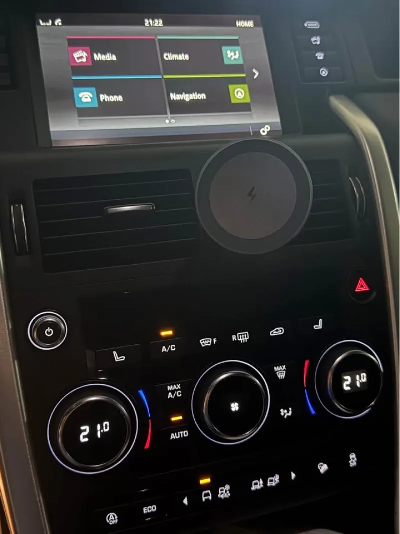 2019 Land Rover Discovery in Dubai