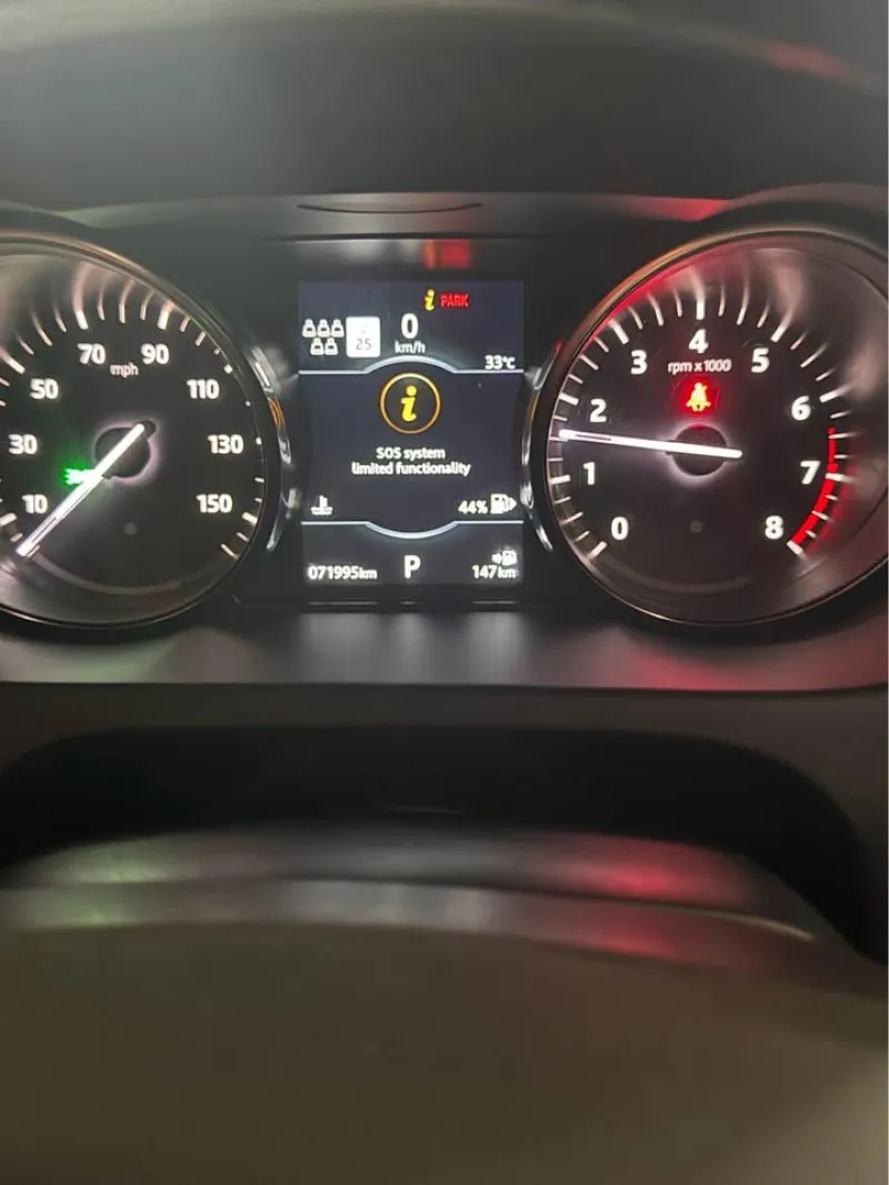 2019 Land Rover Discovery in Dubai