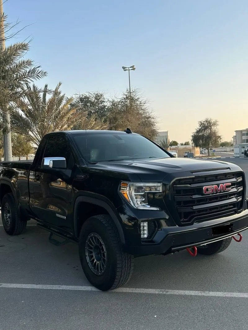 2019 GMC Sierra in Dubai