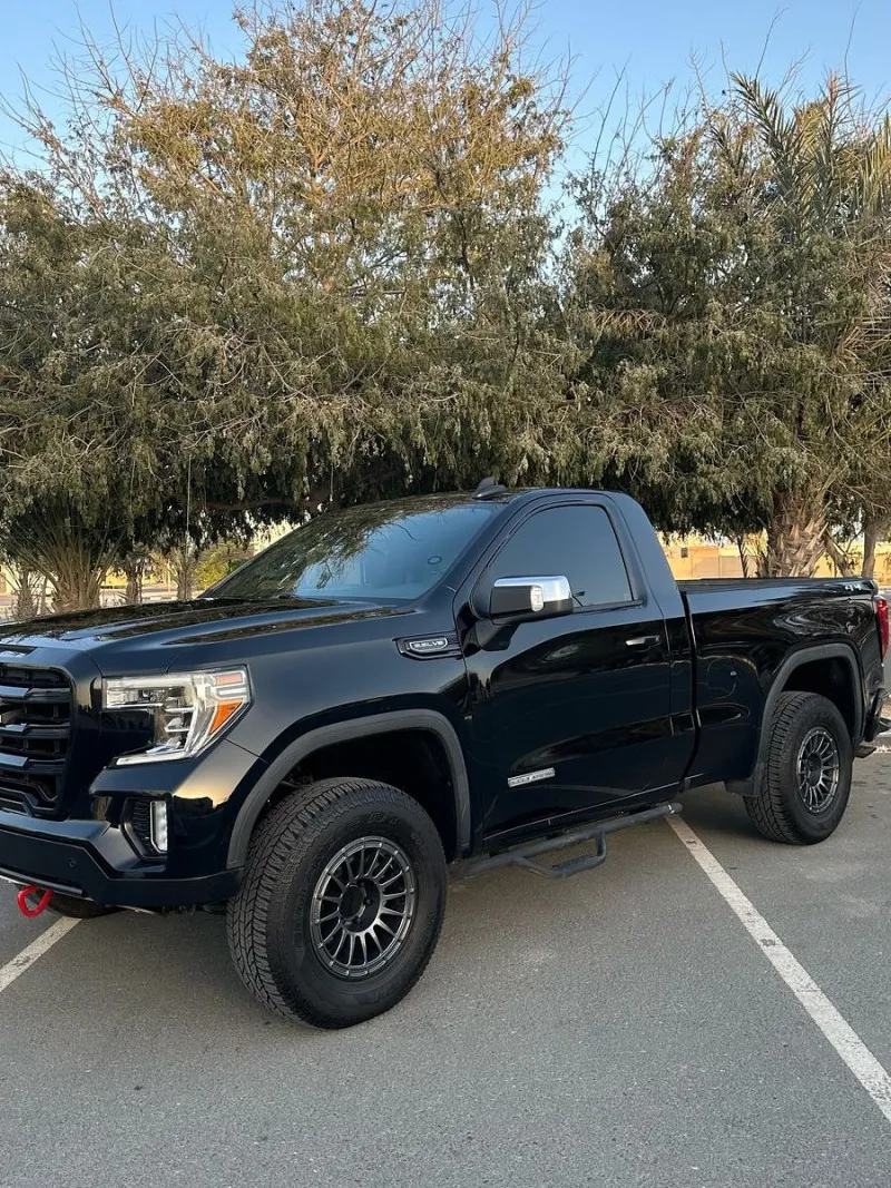 2019 GMC Sierra in Dubai