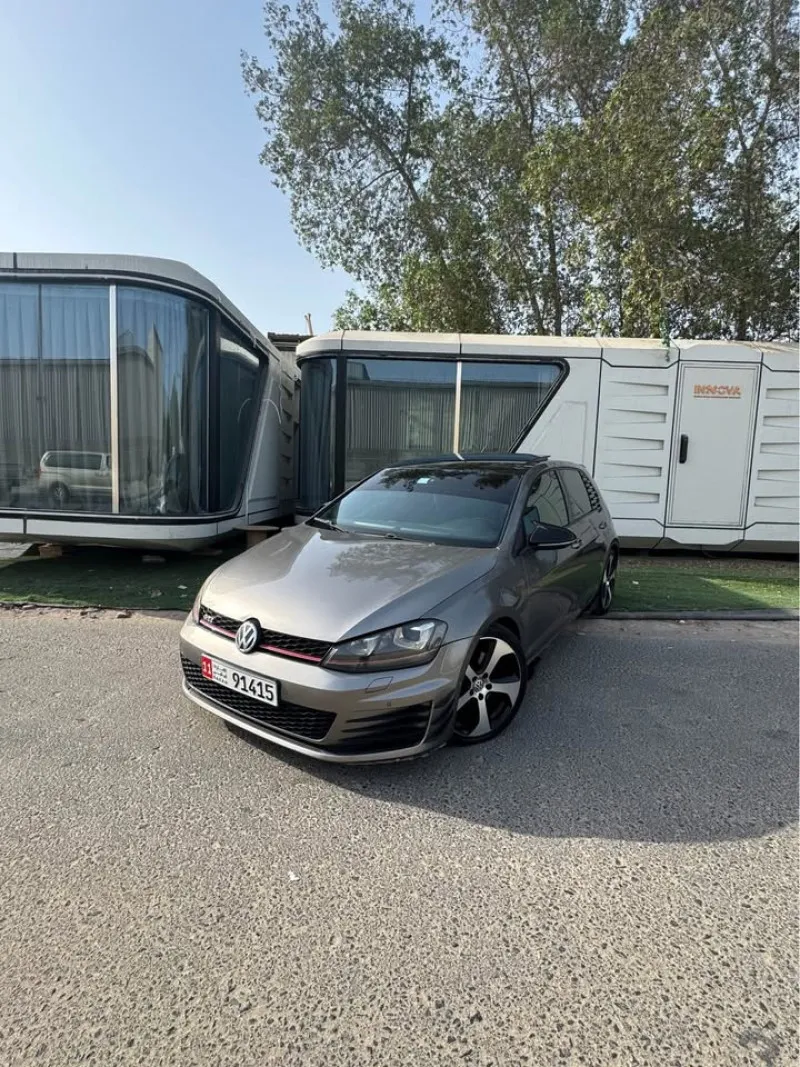 2015 Volkswagen Golf in Dubai