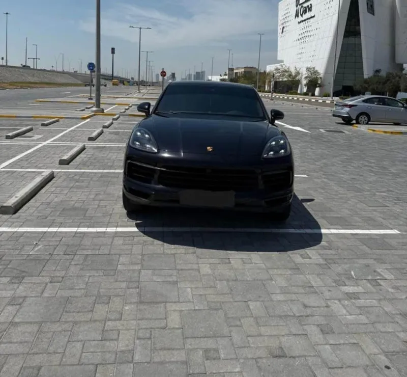 2022 Porsche Cayenne Coupe in Dubai