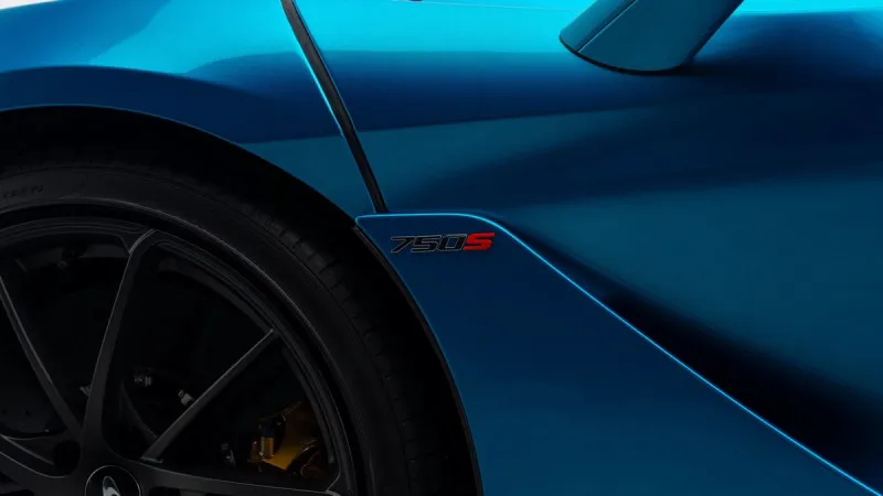 2024 McLaren 750S in Dubai