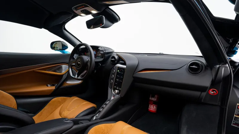 2024 McLaren 750S in Dubai