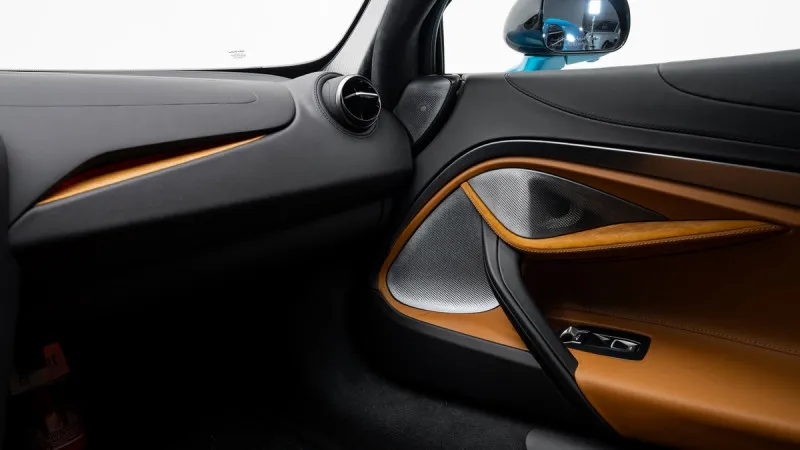 2024 McLaren 750S in Dubai
